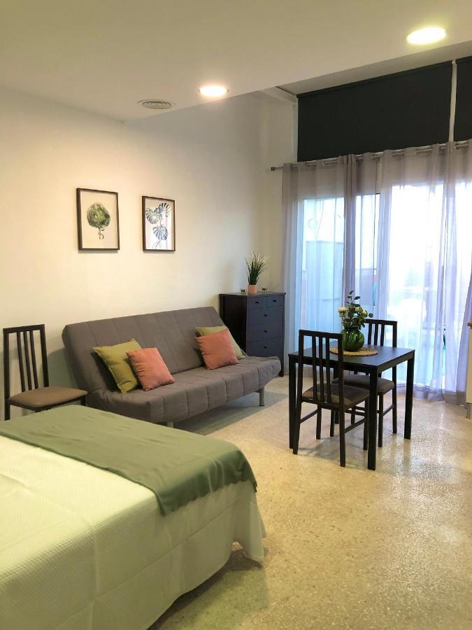 Apartamento Con Piscina En Ciudad Jardin مالقة المظهر الخارجي الصورة